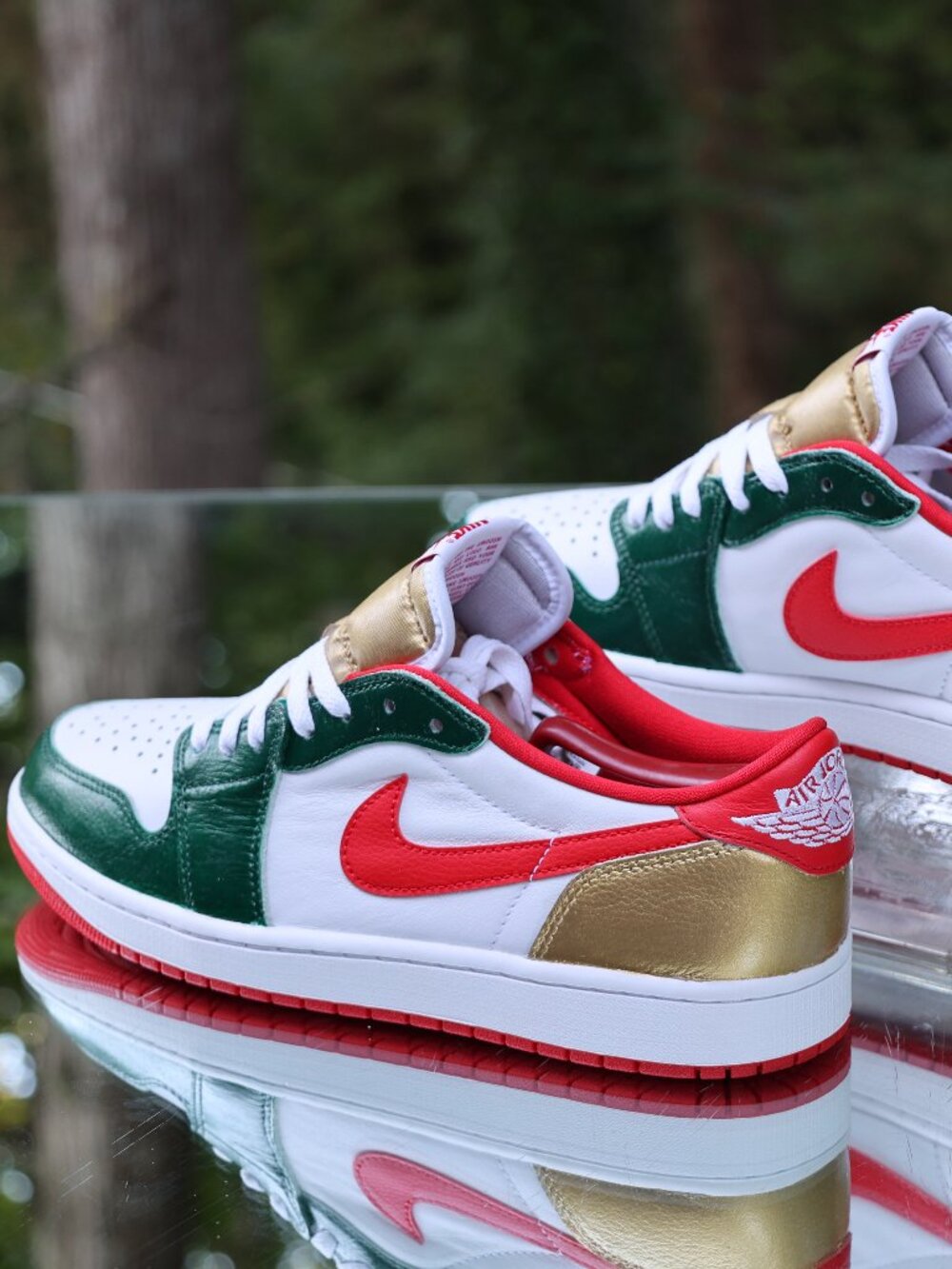 Air Jordan 1 Retro Low OG Red Green Gold - Picture 14 of 15